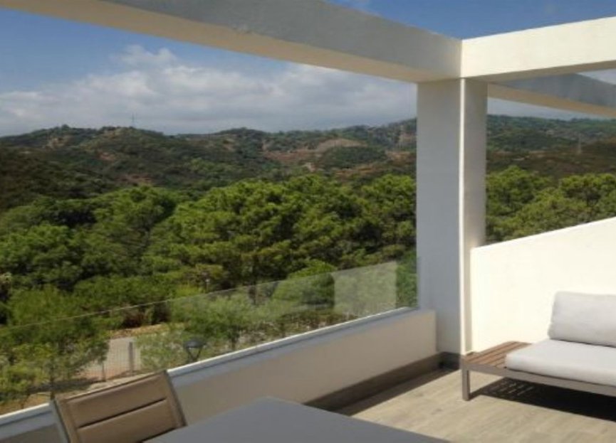 Resale - Apartment - Penthouse Duplex - Estepona - Estepona Centro