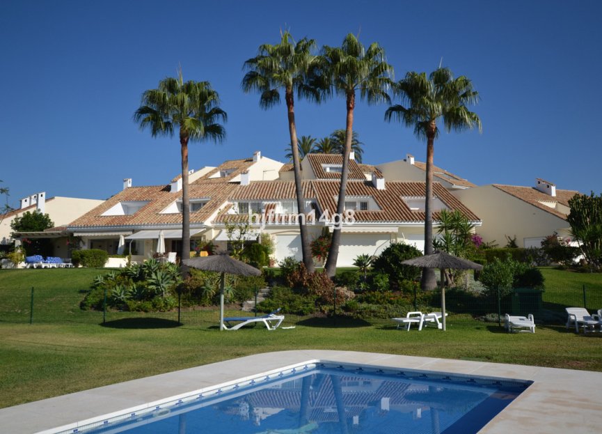 Resale - House - Townhouse - Marbella - Nueva Andalucia