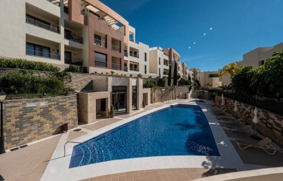 Resale - Apartment - Middle Floor Apartment - Marbella - Altos de los Monteros