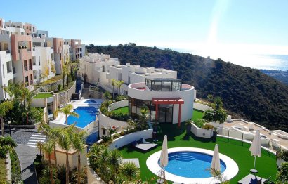 Resale - Apartment - Middle Floor Apartment - Marbella - Altos de los Monteros