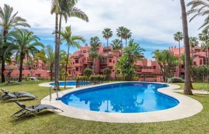 Resale - Apartment - Penthouse Duplex - Estepona - Estepona Centro