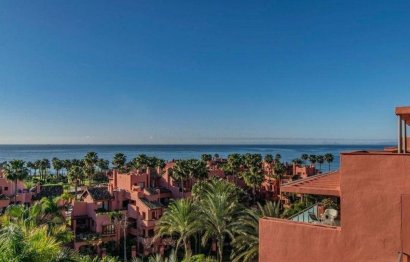 Resale - Apartment - Penthouse Duplex - Estepona - Estepona Centro