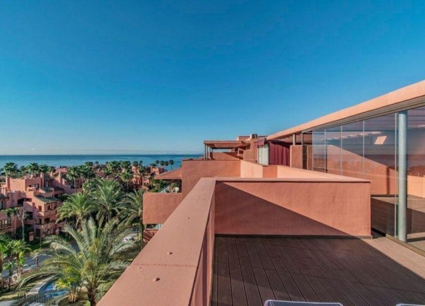 Resale - Apartment - Penthouse Duplex - Estepona - Estepona Centro