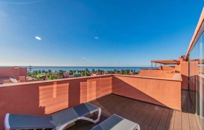 Resale - Apartment - Penthouse Duplex - Estepona - Estepona Centro