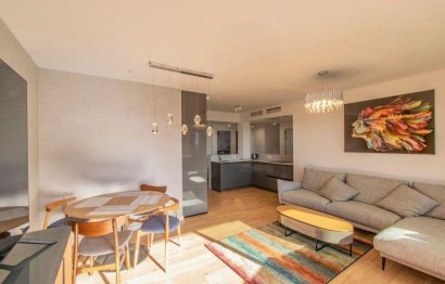 Resale - Apartment - Penthouse Duplex - Estepona - Estepona Centro