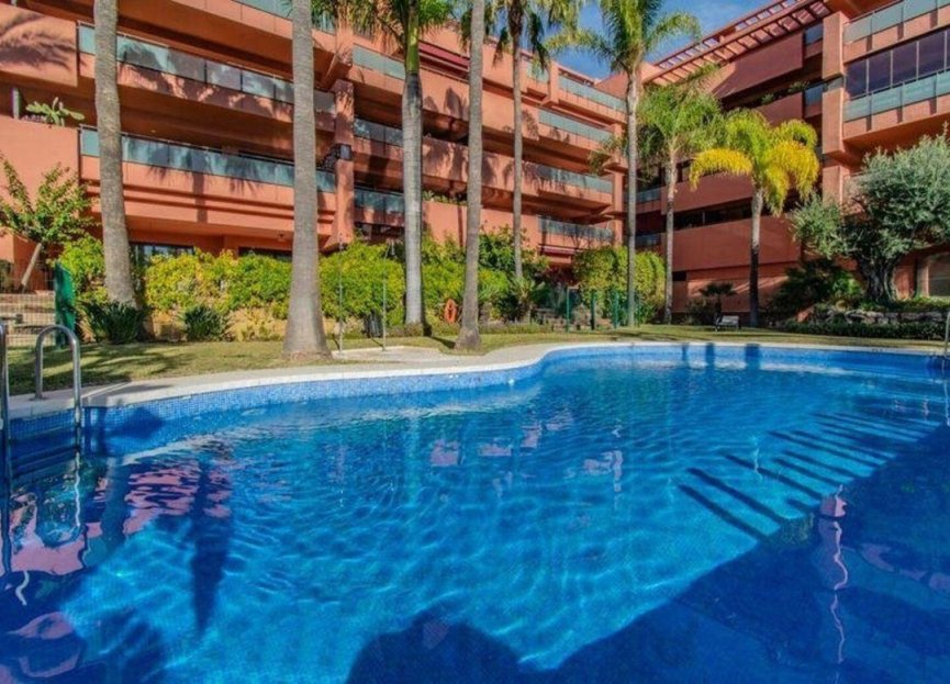 Resale - Apartment - Penthouse Duplex - Estepona - Estepona Centro