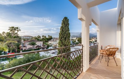 Resale - House - Townhouse - Marbella - Nueva Andalucia