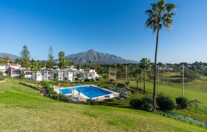 Resale - Apartment - Penthouse - Marbella - Nueva Andalucia