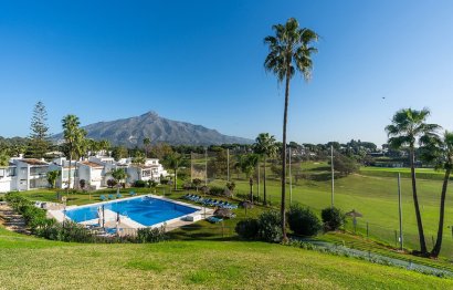 Resale - Apartment - Penthouse - Marbella - Nueva Andalucia