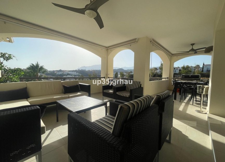 Resale - Apartment - Penthouse - Estepona - Selwo