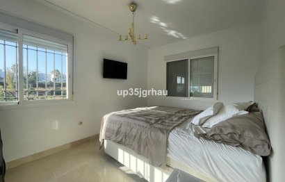 Resale - Apartment - Penthouse - Estepona - Selwo