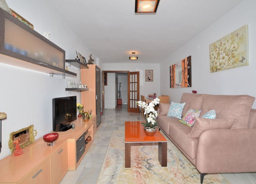 Resale - Apartment - Middle Floor Apartment - Fuengirola - Los Boliches