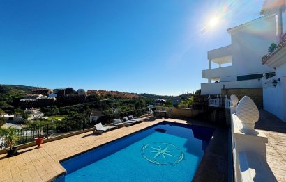 Resale - House - Detached Villa - Marbella - Elviria