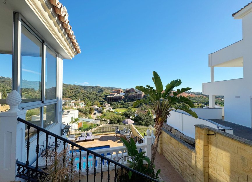 Reventa - House - Detached Villa - Marbella - Elviria