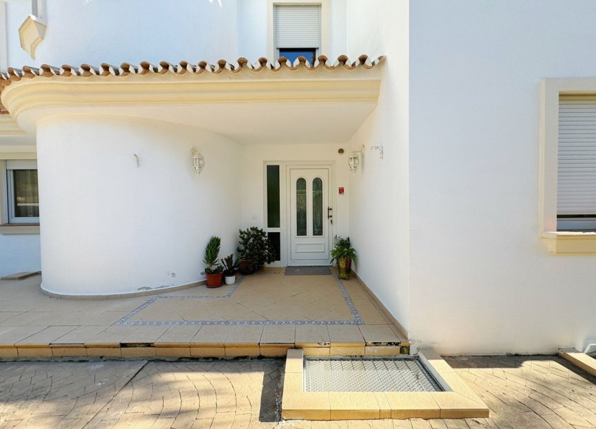 Reventa - House - Detached Villa - Marbella - Elviria