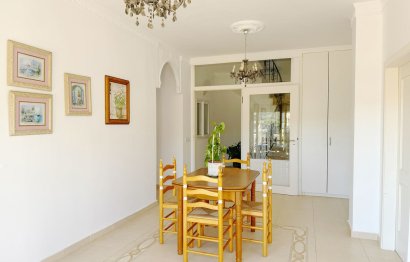 Reventa - House - Detached Villa - Marbella - Elviria