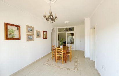 Resale - House - Detached Villa - Marbella - Elviria