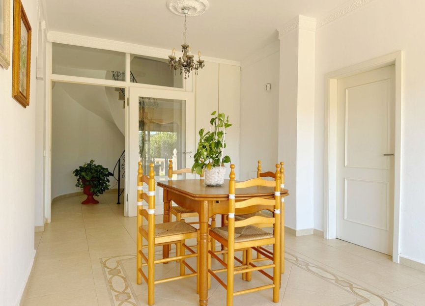 Resale - House - Detached Villa - Marbella - Elviria