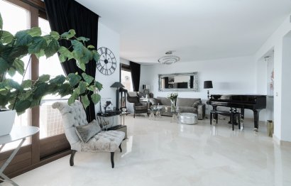 Resale - House - Townhouse - Benahavís - Benahavís Centro