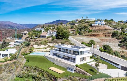 Reventa - House - Detached Villa - Benahavís - Benahavís Centro