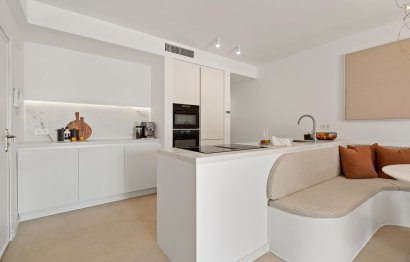 Resale - Apartment - Middle Floor Apartment - Marbella - Nueva Andalucia