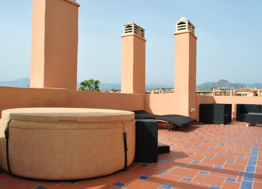 Resale - Apartment - Duplex - Estepona - Hacienda del Sol