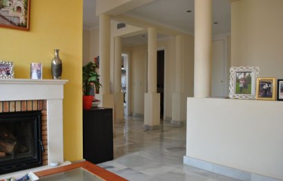 Resale - Apartment - Duplex - Estepona - Hacienda del Sol