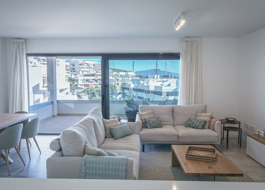 Resale - Apartment - Middle Floor Apartment - Estepona - Estepona Centro