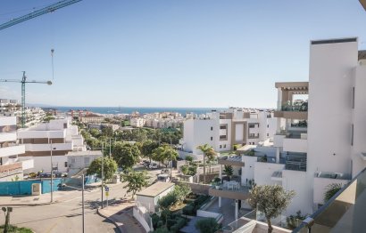 Resale - Apartment - Middle Floor Apartment - Estepona - Estepona Centro