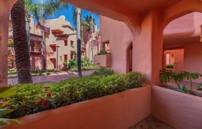 Resale - Apartment - Ground Floor Apartment - Estepona - Estepona Centro