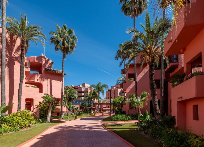 Resale - Apartment - Ground Floor Apartment - Estepona - Estepona Centro