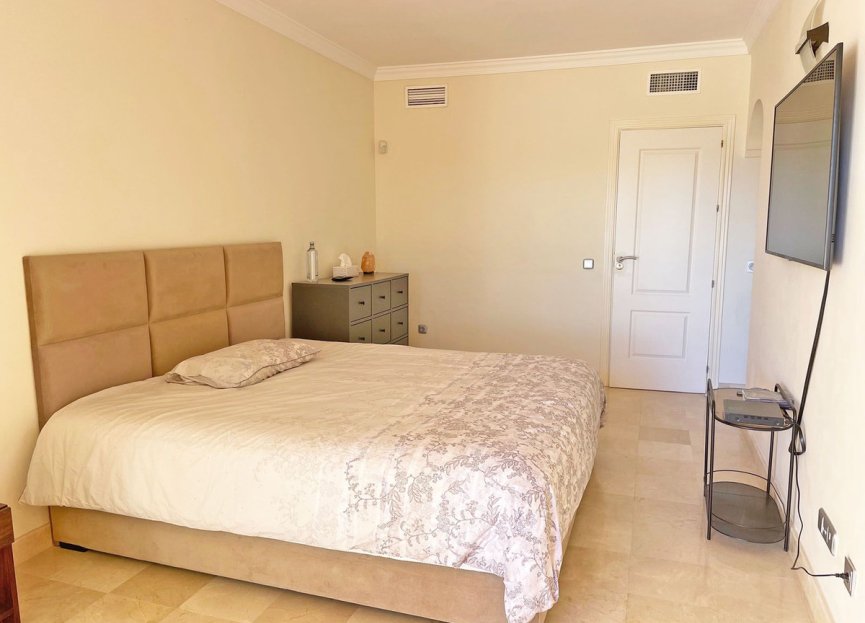 Resale - Apartment - Ground Floor Apartment - Estepona - Estepona Centro