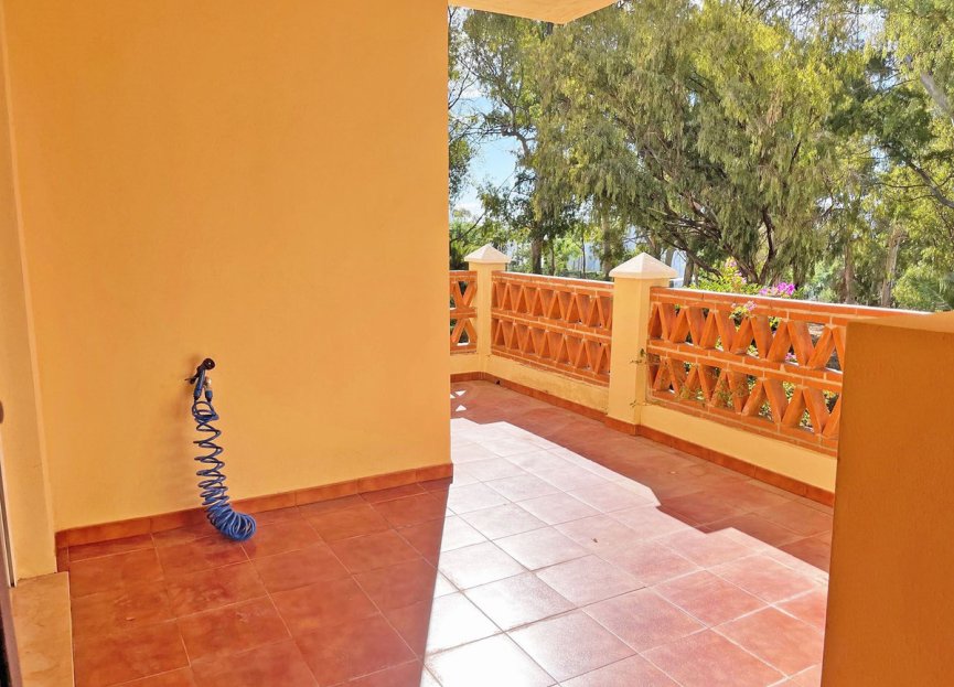 Resale - Apartment - Ground Floor Apartment - Estepona - Estepona Centro