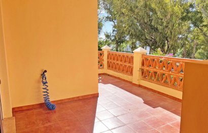 Resale - Apartment - Ground Floor Apartment - Estepona - Estepona Centro