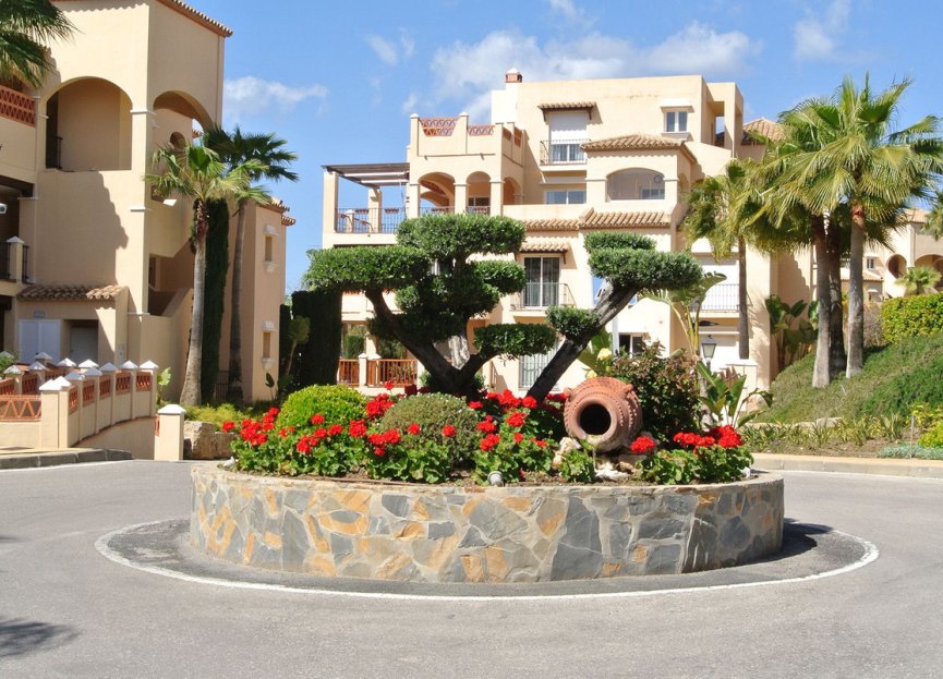 Resale - Apartment - Ground Floor Apartment - Estepona - Estepona Centro