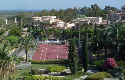 Resale - Apartment - Ground Floor Apartment - Estepona - Estepona Centro