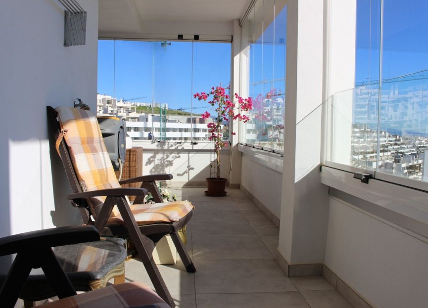 Resale - Apartment - Middle Floor Apartment - Estepona - Estepona Centro