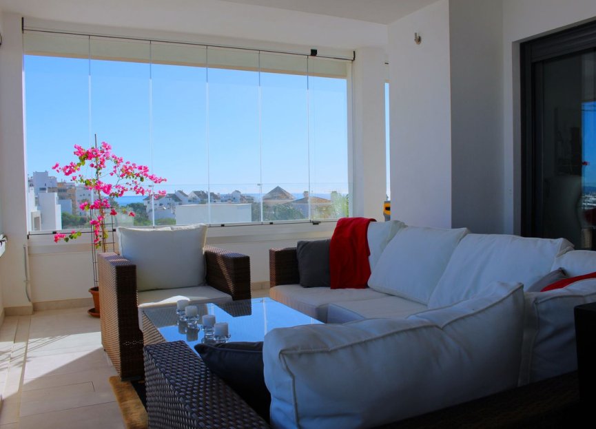 Reventa - Apartment - Middle Floor Apartment - Estepona - Estepona Centro