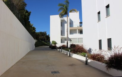 Resale - Apartment - Middle Floor Apartment - Estepona - Estepona Centro