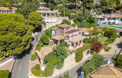 Reventa - House - Detached Villa - Benalmádena - Benalmadena Centro