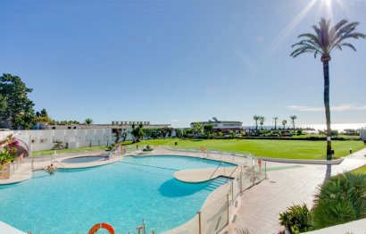 Resale - House - Townhouse - Estepona - Estepona Centro