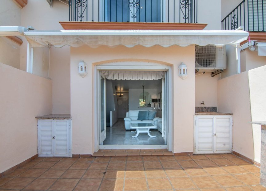 Resale - House - Townhouse - Estepona - Estepona Centro