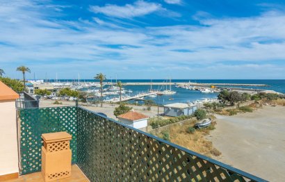 Resale - House - Townhouse - Estepona - Estepona Centro