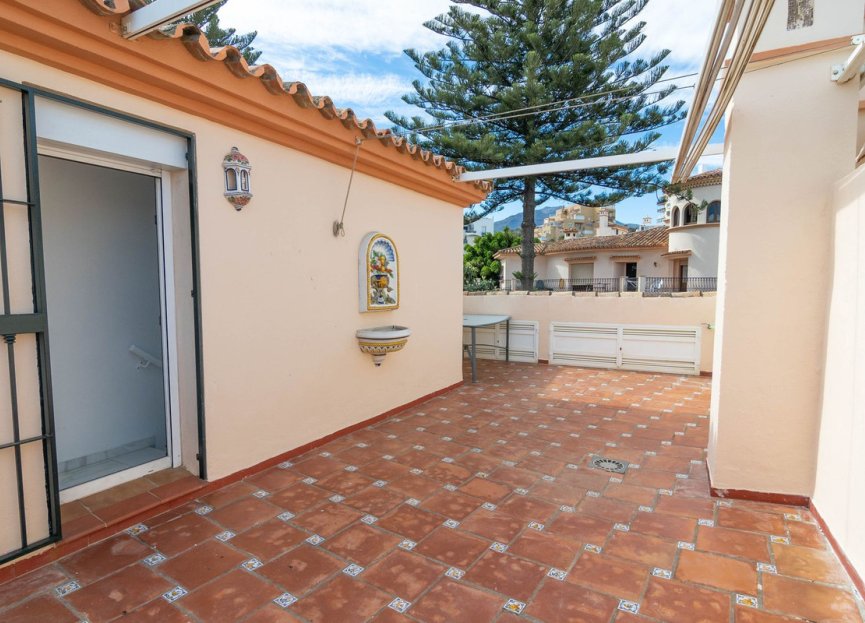 Resale - House - Townhouse - Estepona - Estepona Centro