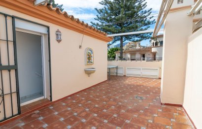 Resale - House - Townhouse - Estepona - Estepona Centro