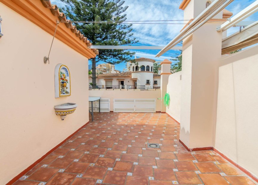 Resale - House - Townhouse - Estepona - Estepona Centro