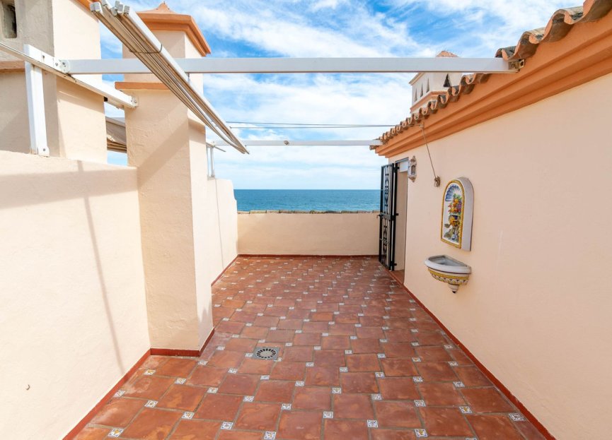 Resale - House - Townhouse - Estepona - Estepona Centro