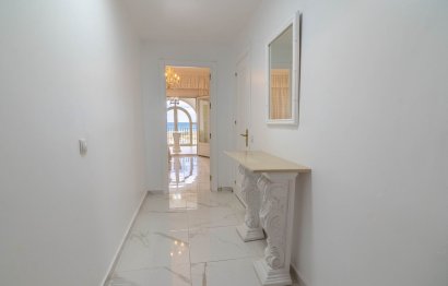 Resale - House - Townhouse - Estepona - Estepona Centro