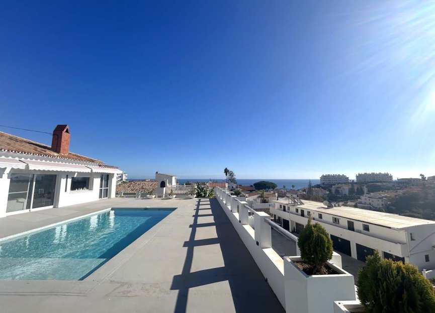 Resale - House - Detached Villa - Mijas - El Chaparral