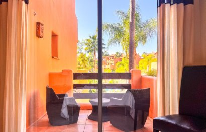 Resale - Apartment - Middle Floor Apartment - Estepona - Estepona Centro